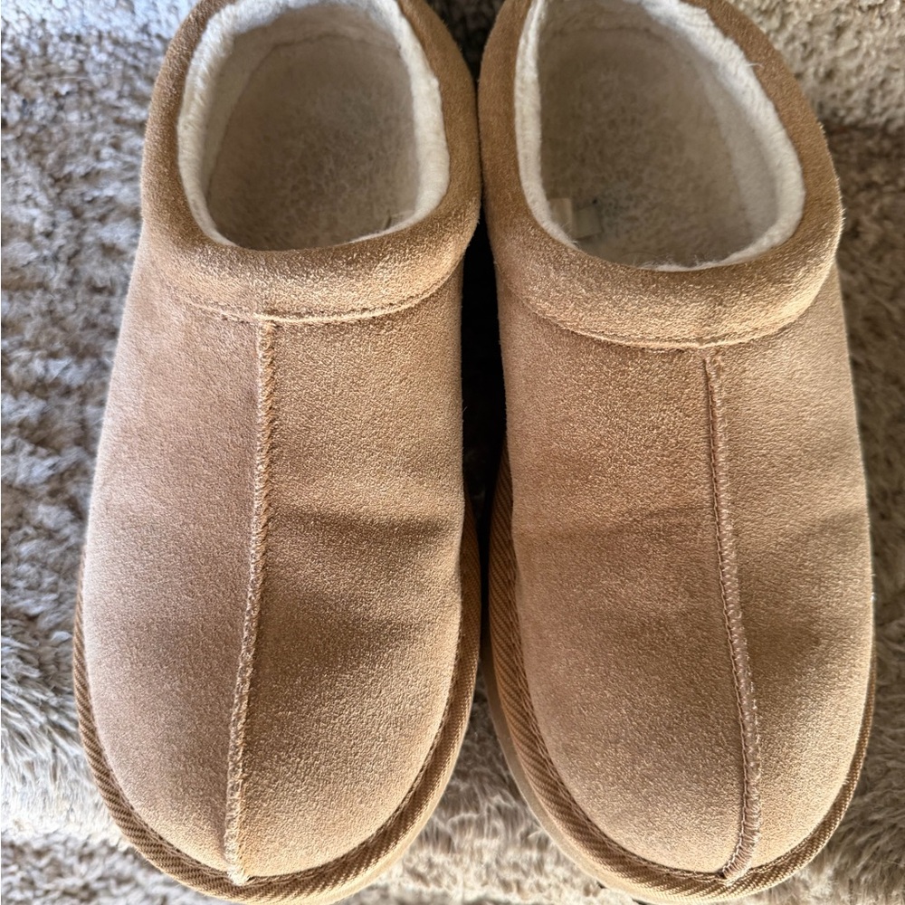 Women’s Fur Lined Slippers